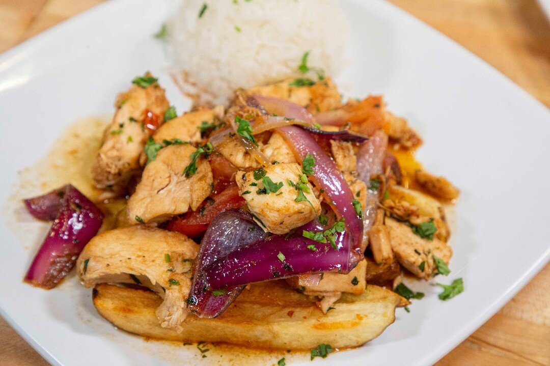 🍟 Come celebrate National French Fry day with our rotisserie Pollo Saltado! #nationalfrenchfryday