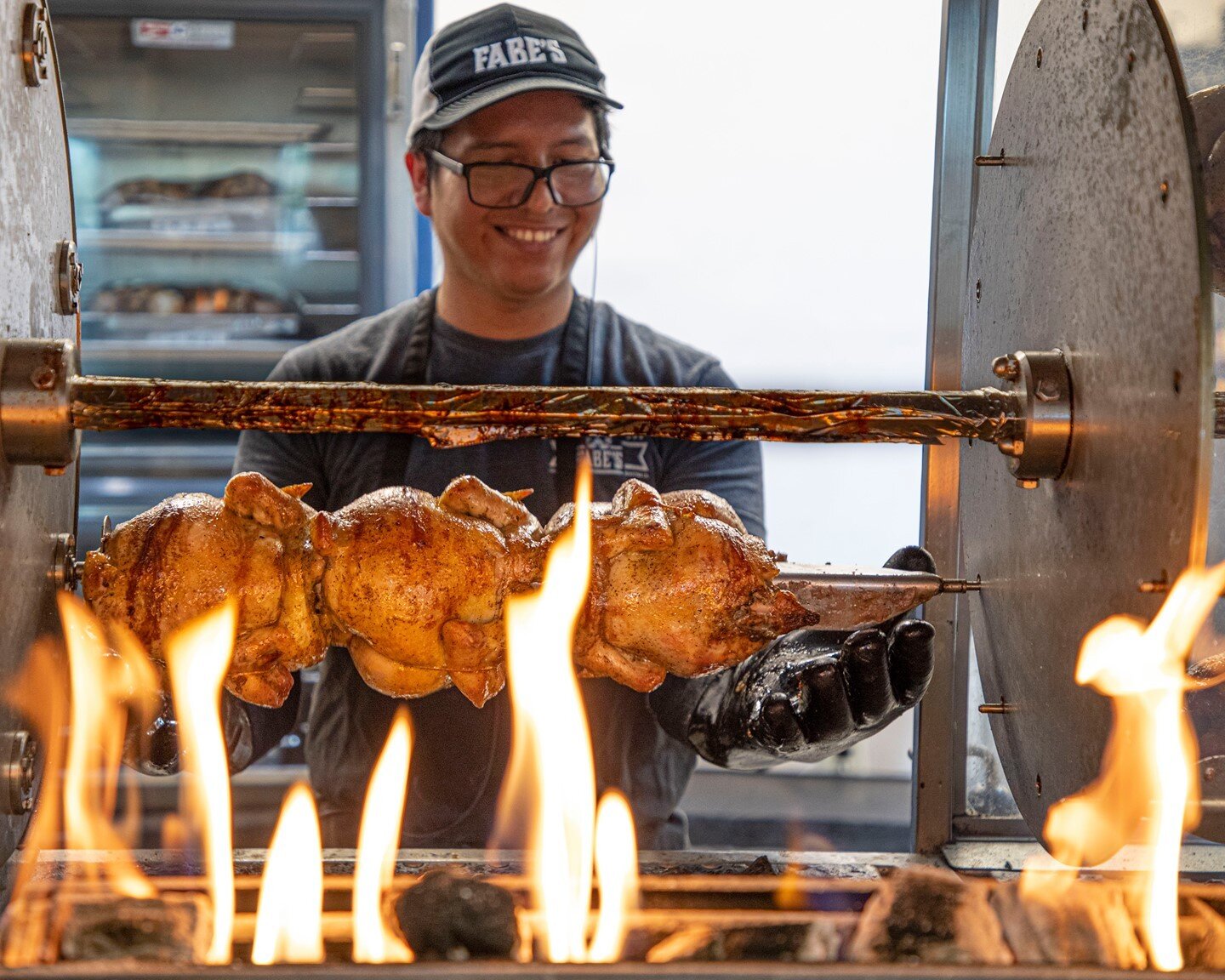 100% All Natural Peruvian chicken 🔥 Marinated and seasoned in a secret family recipe 🤫
#fabesroastingco #rotisseriechicken #polloalabrasa #chicken #fayettevillenc #fayettevillefood #fortbragg